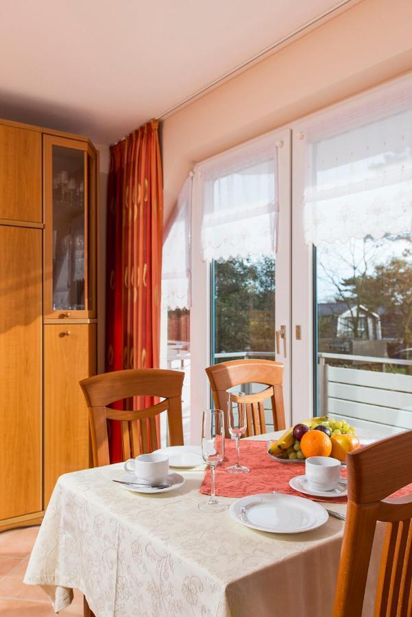 Haus Duenenglueck Whg. 23, Teilseesicht Cuxhaven Esterno foto