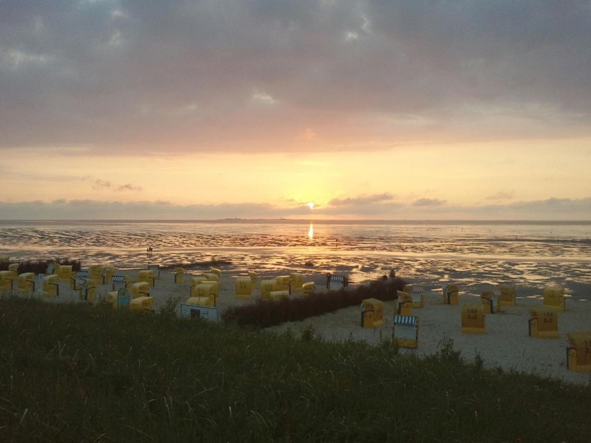 Haus Duenenglueck Whg. 23, Teilseesicht Cuxhaven Esterno foto